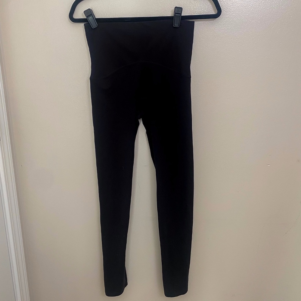 Spanx by Sara Blakely Black Tight Leggings (Size Medium)